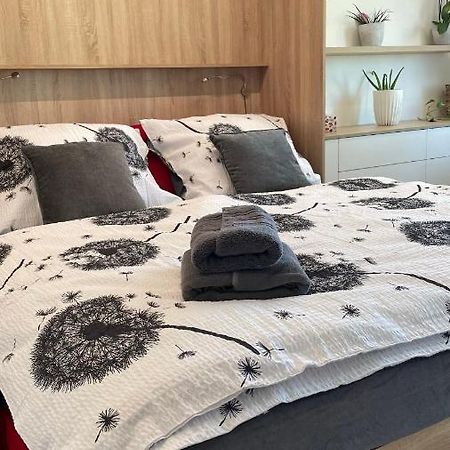 Apartman Na Zahradni Kyjov  Luaran gambar